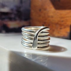 Cross Over Ring