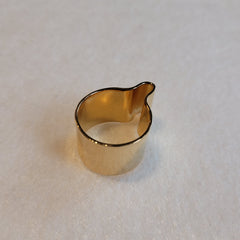 Rigate Ring
