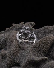 Flower & Vine Diamond Platinum Ring