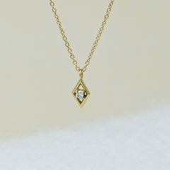 Rhombus Frame Necklace
