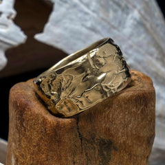 Heavy Texture Cigar Band Gold Ring