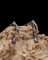 Little Sparrow Earrings - Gray Diamond