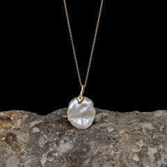 Disc Pearl Necklace - Gold