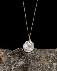 Disc Pearl Necklace - Gold
