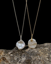 Disc Pearl Necklace - Gold