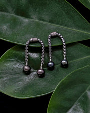 Movable Pearl Chain Earrings