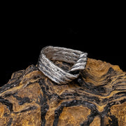 The Curl Ribbon Ring