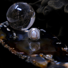 Pearl Dais Ring