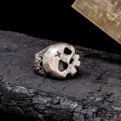 Concaved Skull Face Signet