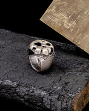 Concaved Skull Face Signet