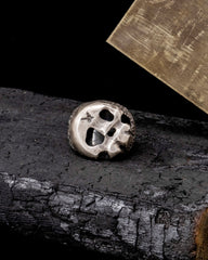 Concaved Skull Face Signet