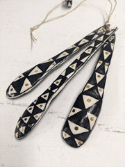 Black and White Spoon and Hook Set