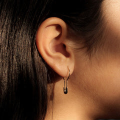 Bulb Minimal Safety Pin Earring